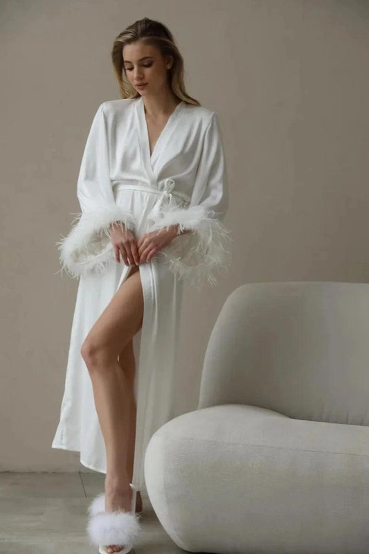 Sexy White Bridal Feather Robe Style