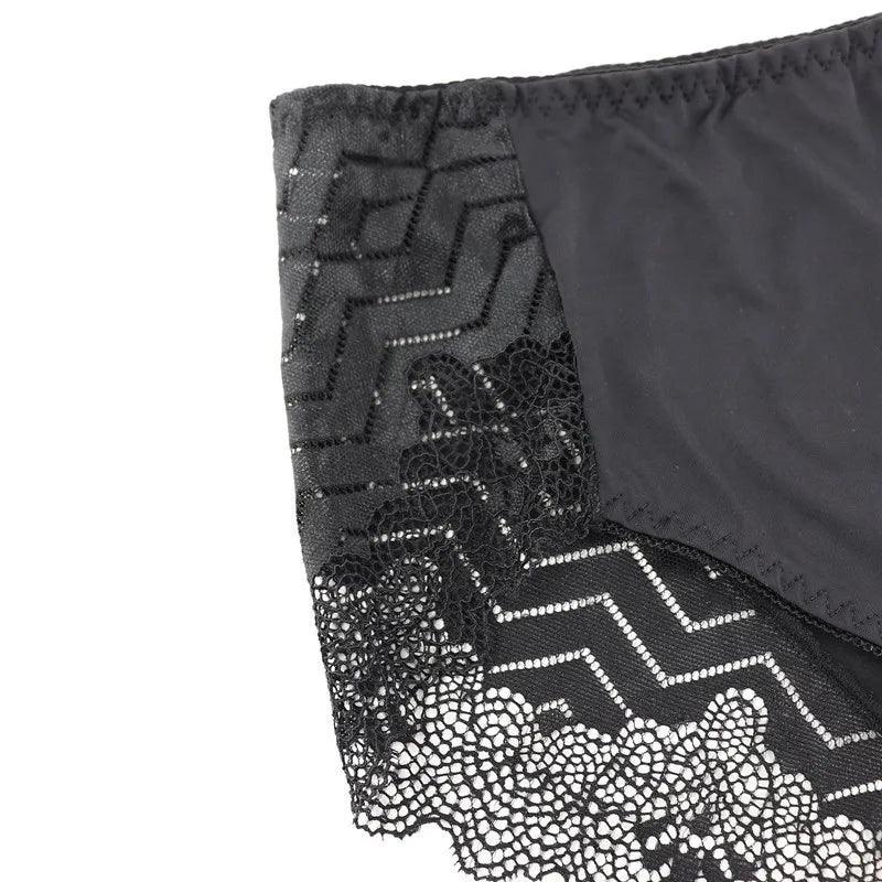 Large Sexy Plus Size Black Briefs: Stylish Plus Size Lace Underwear